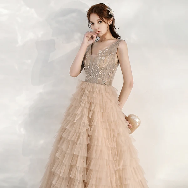 Chic / Belle Kaki Robe De Soirée 2020 Princesse Transparentes Col v profond Sans Manches Perlage Longue Volants en Cascade Dos Nu Robe De Ceremonie