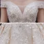 Luxe Champagne La Mariée Robe De Mariée 2020 Robe Boule De l'épaule Manches Courtes Dos Nu Appliques En Dentelle Paillettes Perlage Glitter Tulle Royal Train Volants