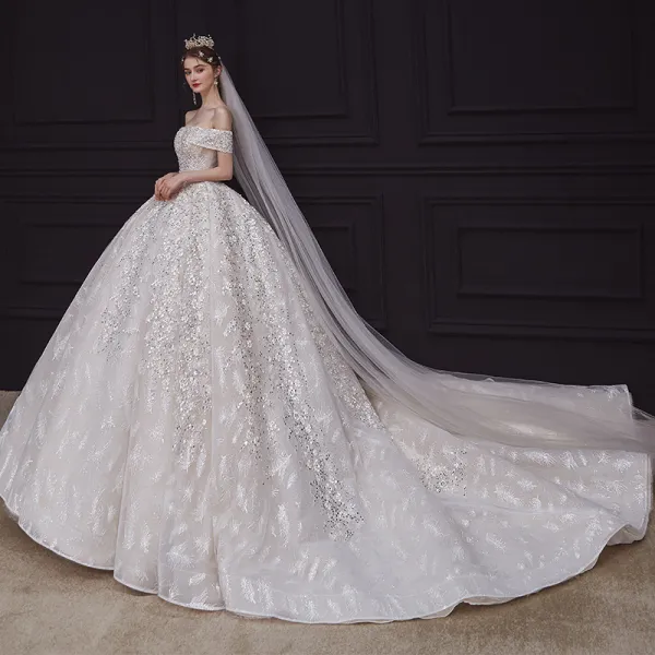 Luxury / Gorgeous Champagne Bridal Wedding Dresses 2020 Ball Gown Off-The-Shoulder See-through V-Neck Short Sleeve Backless Appliques Sequins Beading Glitter Tulle Royal Train Ruffle