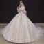 Romantisch Champagner Hochzeits Brautkleider / Hochzeitskleider 2020 Ballkleid Off Shoulder Geschwollenes 1/2 Ärmel Rückenfreies Applikationen Perlenstickerei Glanz Tülle Kapelle-Schleppe Rüschen