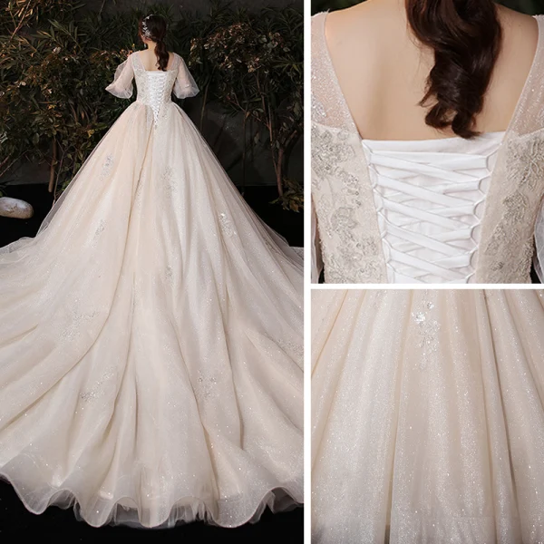 Viktorianischer Stil Champagner Plus Größe Brautkleider / Hochzeitskleider 2020 Ballkleid Durchsichtige Rundhalsausschnitt Geschwollenes 1/2 Ärmel Rückenfreies Applikationen Spitze Perlenstickerei Glanz Tülle Kathedrale Schleppe Rüschen