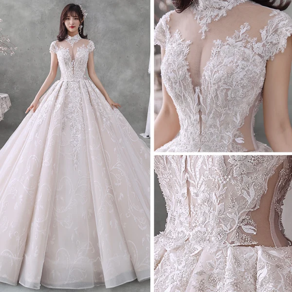 Vintage Champagner Durchsichtige Hochzeits Brautkleider / Hochzeitskleider 2020 Ballkleid Stehkragen Kurze Ärmel Rückenfreies Applikationen Spitze Perlenstickerei Pailletten Kathedrale Schleppe Rüschen