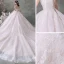 Beste Champagne Bryllups Brudekjoler 2020 Ballkjole Kjæreste Uten Ermer Ryggløse Blomst Appliques Blonder Cathedral Train Buste