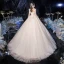Vintage / Originale Champagne La Mariée Robe De Mariée 2020 Robe Boule Encolure Carrée Gonflée Manches Longues Dos Nu Appliques En Dentelle Paillettes Perlage Train De Balayage Volants