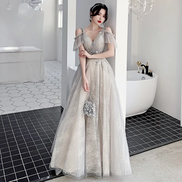 Affordable Grey Bridesmaid Dresses 2020 A-Line / Princess Backless Appliques Lace Sequins Floor-Length / Long Ruffle