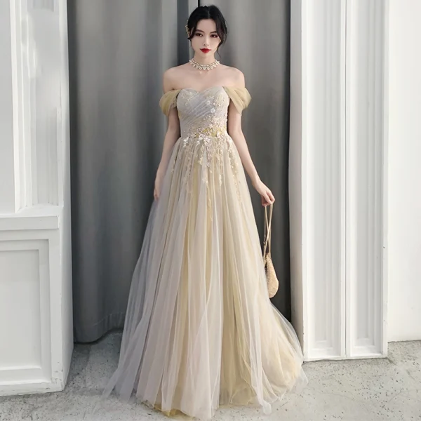 Elegant Sage Green Bridesmaid Dresses 2020 A-Line / Princess Backless Appliques Lace Floor-Length / Long