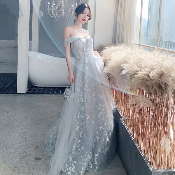 Affordable Grey Bridesmaid Dresses 2020 A-Line / Princess Short Sleeve Backless Appliques Lace Sequins Floor-Length / Long Ruffle