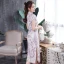 Chinesischer Stil Weiß Cheongsam 2020 Stehkragen Kurze Ärmel Blumen Drucken Polyester Wadenlang Festliche Kleider