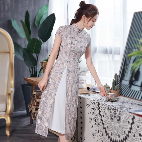 Style Chinois Beige Cheongsam 2020 Gaine / Ajustement Col Haut Manches Courtes Impression Fleur Thé Longueur Robe De Ceremonie