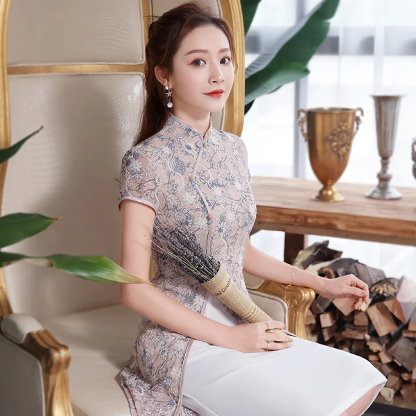 Style Chinois Beige Cheongsam 2020 Gaine / Ajustement Col Haut Manches Courtes Impression Fleur Thé Longueur Robe De Ceremonie