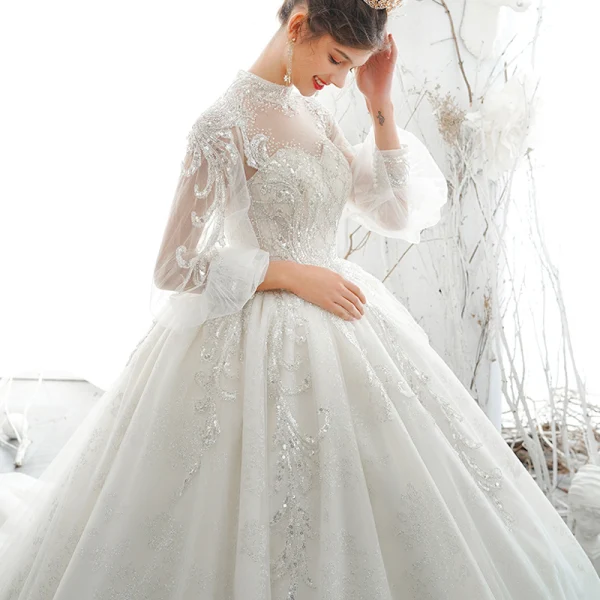 Style Victorien Ivoire Transparentes La Mariée Robe De Mariée 2020 Robe Boule Col Haut Gonflée 3/4 Manches Dos Nu Appliques Paillettes Perlage Cathedral Train Volants