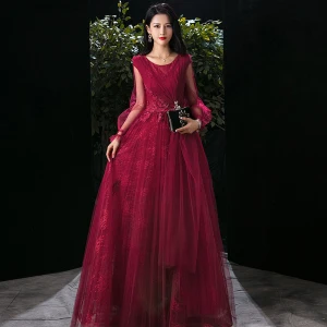 Style Victorien Bordeaux Robe De Soirée 2020 Princesse Encolure Dégagée Gonflée Manches Courtes Appliques En Dentelle Perlage Longue Volants Dos Nu Robe De Ceremonie