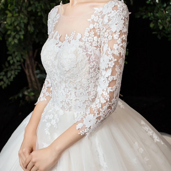 Romantic Champagne See-through Bridal Wedding Dresses 2020 Ball Gown Scoop Neck 3/4 Sleeve Backless Pierced Appliques Lace Chapel Train