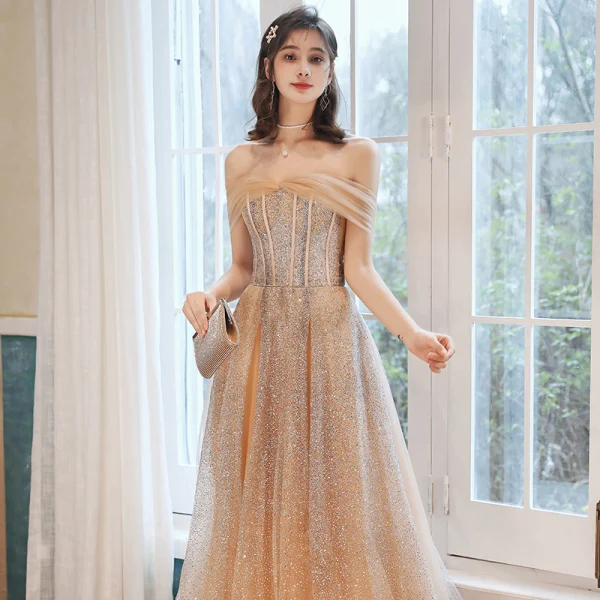 Elegant Champagne Gull Selskapskjoler 2020 Prinsesse Kjæreste Uten Ermer Beading Glitter Tyll Lange Buste Ryggløse Formelle Kjoler