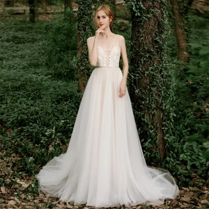 Illusion Champagne Jardin Extérieur Transparentes Robe De Mariée 2020 Princesse Encolure Dégagée Sans Manches Ceinture Dos Nu Appliques En Dentelle Perlage Train De Balayage Volants