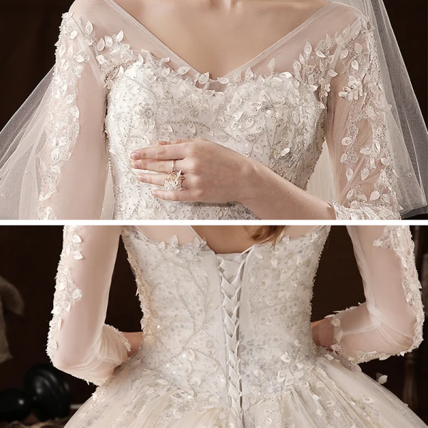 Schöne Champagner Hochzeits Brautkleider / Hochzeitskleider 2020 Ballkleid Durchsichtige V-Ausschnitt 3/4 Ärmel Rückenfreies Applikationen Spitze Perlenstickerei Kathedrale Schleppe Rüschen