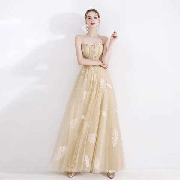 Elegant Champagne Evening Dresses 2020 A-Line / Princess Spaghetti Straps Sleeveless Feather Appliques Lace Sash Floor-Length / Long Ruffle Backless Formal Dresses