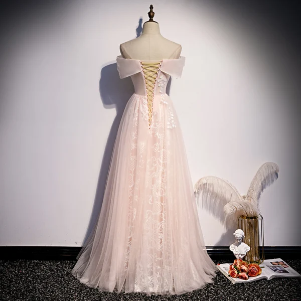 Romantisch Pearl Rosa Abendkleider 2020 A Linie Off Shoulder Kurze Ärmel Applikationen Spitze Perlenstickerei Lange Rüschen Rückenfreies Festliche Kleider
