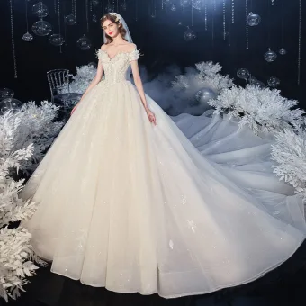 Elegante Ivoor Bruids Trouwjurken 2020 Baljurk Uit De Schouder Korte Mouwen Appliques Kant Pailletten Kralen Parel Glans Tule Ruglooze Cathedral Train Ruche
