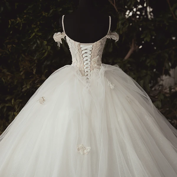 Luxury / Gorgeous Ivory Bridal Wedding Dresses 2020 Ball Gown Spaghetti Straps Deep V-Neck Sleeveless Backless Appliques Lace Beading Cathedral Train Ruffle