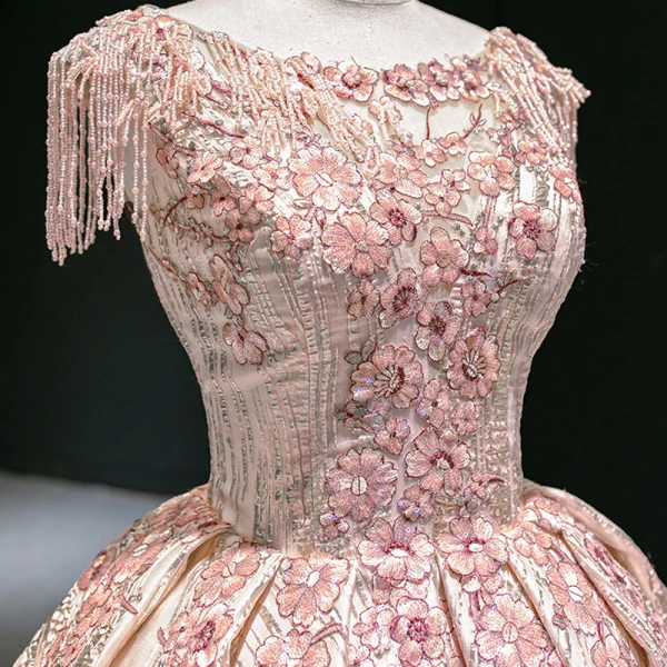 Luxury / Gorgeous Rose Gold Prom Dresses 2020 Ball Gown Scoop Neck Sleeveless Appliques Flower Sequins Beading Tassel Court Train Ruffle Backless