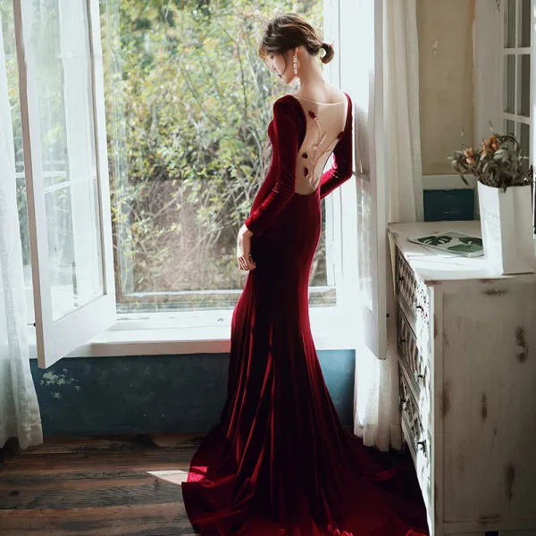 Elegant Burgundy Velour Evening Dresses  2020 Trumpet / Mermaid Scoop Neck Long Sleeve Beading See-through Backless Sweep Train Formal Dresses