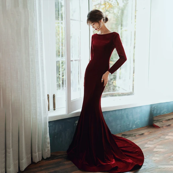 Élégant Bordeaux Velour Robe De Soirée 2020 Trompette / Sirène Encolure Dégagée Manches Longues Perlage Transparentes Dos Nu Train De Balayage Robe De Ceremonie