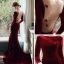 Élégant Bordeaux Velour Robe De Soirée 2020 Trompette / Sirène Encolure Dégagée Manches Longues Perlage Transparentes Dos Nu Train De Balayage Robe De Ceremonie