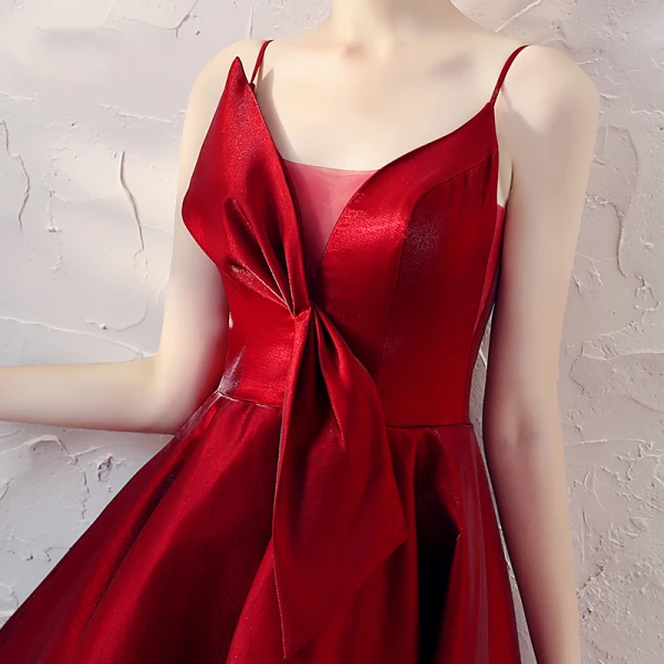 Sexy Red Satin Homecoming Graduation Dresses 2020 A-Line / Princess Spaghetti Straps Sleeveless Knee-Length Ruffle Backless Formal Dresses