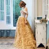 Chic / Belle Doré Robe De Soirée 2020 Princesse De l'épaule Manches Courtes Glitter Tulle Longue Volants en Cascade Dos Nu Robe De Ceremonie