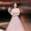 Meilleur Rougissant Rose Robe De Soirée 2020 Princesse Transparentes Encolure Dégagée Manches Courtes Plumes Appliques Fleur Perlage Train De Balayage Volants Dos Nu Robe De Ceremonie