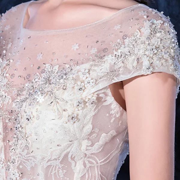 Illusion Ivory See-through Bridal Wedding Dresses 2020 Ball Gown Scoop Neck Short Sleeve Backless Appliques Flower Beading Cathedral Train