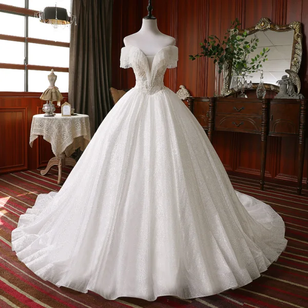 Best White Bridal Wedding Dresses 2020 Ball Gown Off-The-Shoulder Short Sleeve Backless Beading Tassel Glitter Tulle Chapel Train Ruffle