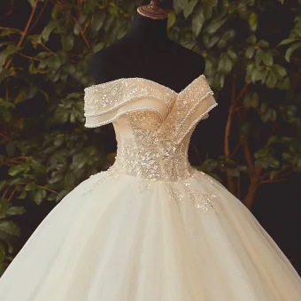 Haut De Gamme Champagne La Mariée Robe De Mariée 2020 Robe Boule De L 039 Épaule Manches Courtes Dos Nu Appliques Fleur Perlage Paillettes Glitter Tulle Longue Volants