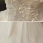 High End Champagner Hochzeits Brautkleider / Hochzeitskleider 2020 Ballkleid Off Shoulder Kurze Ärmel Rückenfreies Feder Applikationen Blumen Perlenstickerei Glanz Tülle Kathedrale Schleppe
