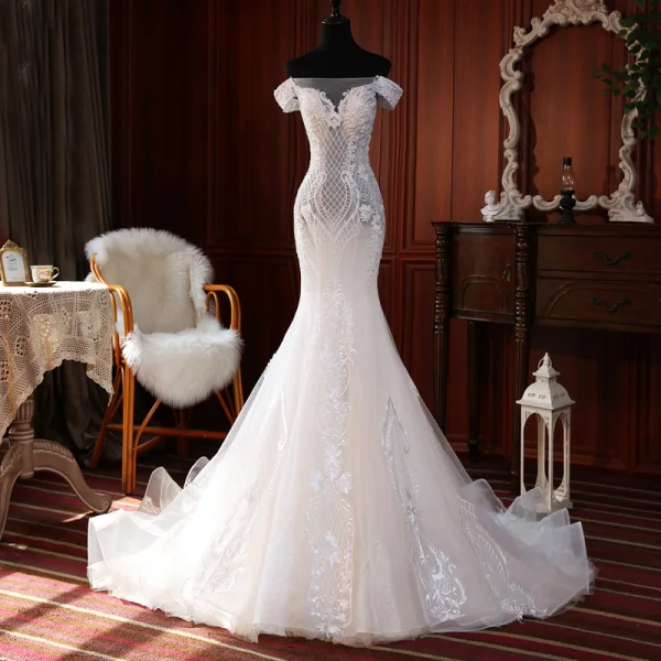 Haut de Gamme Champagne Transparentes La Mariée Robe De Mariée 2020 Trompette / Sirène De l'épaule Manches Courtes Dos Nu Appliques En Dentelle Perlage Perle Tribunal Train Volants
