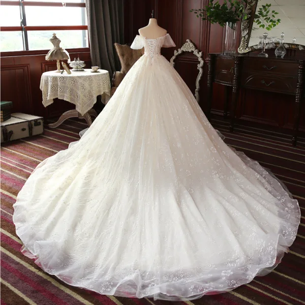 High-end Champagne Bridal Wedding Dresses 2020 Ball Gown Off-The-Shoulder Short Sleeve Backless Appliques Lace Beading Glitter Flower Tulle Cathedral Train Ruffle