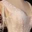 High-end Champagne Bruids Trouwjurken 2020 Trompet / Zeemeermin Diepe v-hals Mouwloos Ruglooze Kralen Appliques Glans Rechter Trein Ruche
