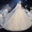 Luxe Champagne La Mariée Robe De Mariée 2020 Robe Boule V-Cou Manches Courtes Perlage Perle Glitter Tulle Cathedral Train Volants