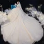 Luxe Champagne La Mariée Robe De Mariée 2020 Robe Boule V-Cou Manches Courtes Perlage Perle Glitter Tulle Cathedral Train Volants