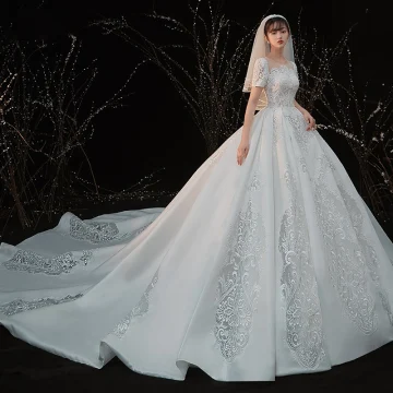 Vintage Originale Blanche Satin La Mariée Robe De Mariée 2020 Robe Boule Transparentes Encolure Dégagée Manches Courtes Dos Nu Perlage Percé Appliques En Dentelle Cathedral Train