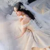 Luksusowe Szampan ślubna Suknie Ślubne 2020 Suknia Balowa Przy Ramieniu Kótkie Rękawy Bez Pleców Aplikacje Z Koronki Frezowanie Cekinami Tiulowe Trenem Katedra Wzburzyć