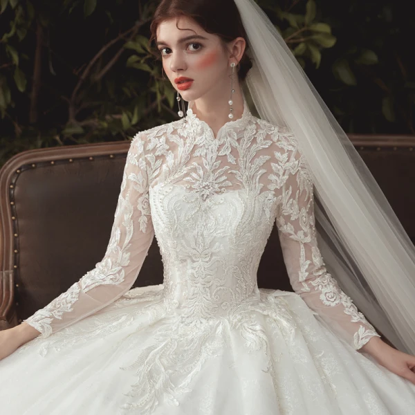 Chinese style Champagne Bridal Wedding Dresses 2020 Ball Gown High Neck Long Sleeve Backless Pierced Appliques Lace Beading Chapel Train