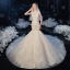 Élégant Champagne La Mariée Robe De Mariée 2020 Trompette / Sirène Transparentes Col v profond Sans Manches Dos Nu Appliques En Dentelle Paillettes Perlage Chapel Train