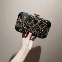 Estilo Chino Negro De Encaje Bolsas de embrague 2020 Metal Bordado Flor