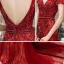 Haut de Gamme Rouge Robe De Soirée 2020 Trompette / Sirène Col v profond Manches Courtes Fait main Perlage Train De Balayage Dos Nu Robe De Ceremonie