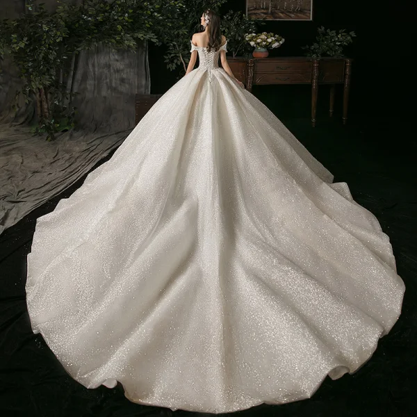 Elegant Champagne Bridal Wedding Dresses 2020 Ball Gown Off-The-Shoulder Short Sleeve Backless Appliques Lace Beading Glitter Tulle Cathedral Train Ruffle