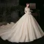 Beste Champagner Durchsichtige Hochzeits Brautkleider / Hochzeitskleider 2020 Ballkleid Rundhalsausschnitt Lange Ärmel Feder Rückenfreies Pailletten Perlenstickerei Glanz Tülle Kathedrale Schleppe Rüschen