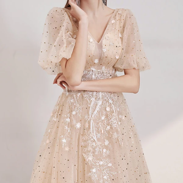 Style Victorien Champagne Robe De Soirée 2020 Princesse Col v profond Gonflée 1/2 Manches Appliques En Dentelle Perlage Paillettes Longue Volants Dos Nu Robe De Ceremonie