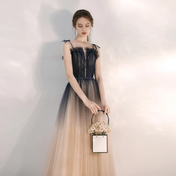 Élégant Bleu Marine Dégradé De Couleur Champagne Robe De Soirée 2020 Princesse Bretelles Spaghetti Sans Manches Perlage Glitter Tulle Longue Volants Dos Nu Robe De Ceremonie